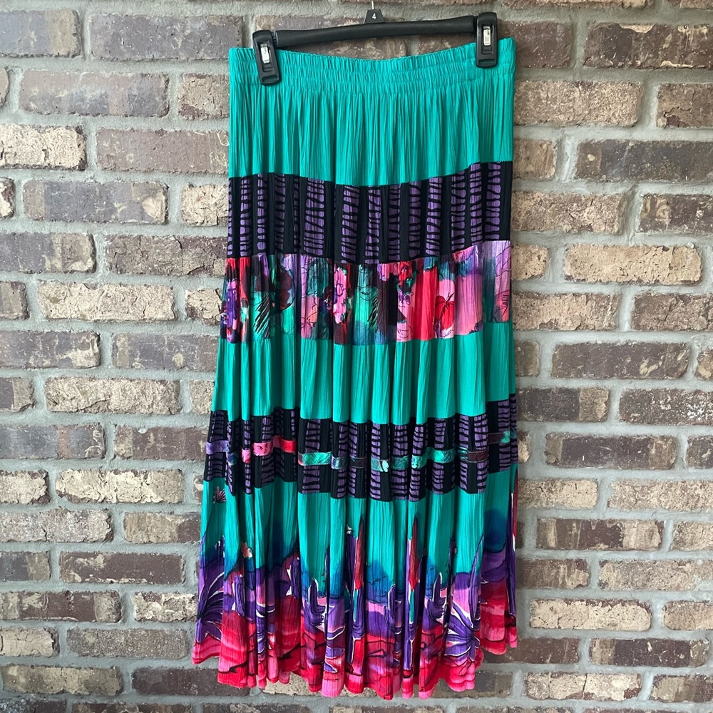 Stunning desert cactus skirt.